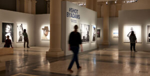 Blick in die ausstellung shotbyadams bryan adams foto breidert hlmd
