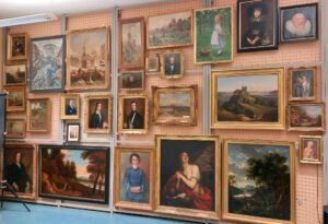 Blick in eines der Depots der Kunstsammlungen.
